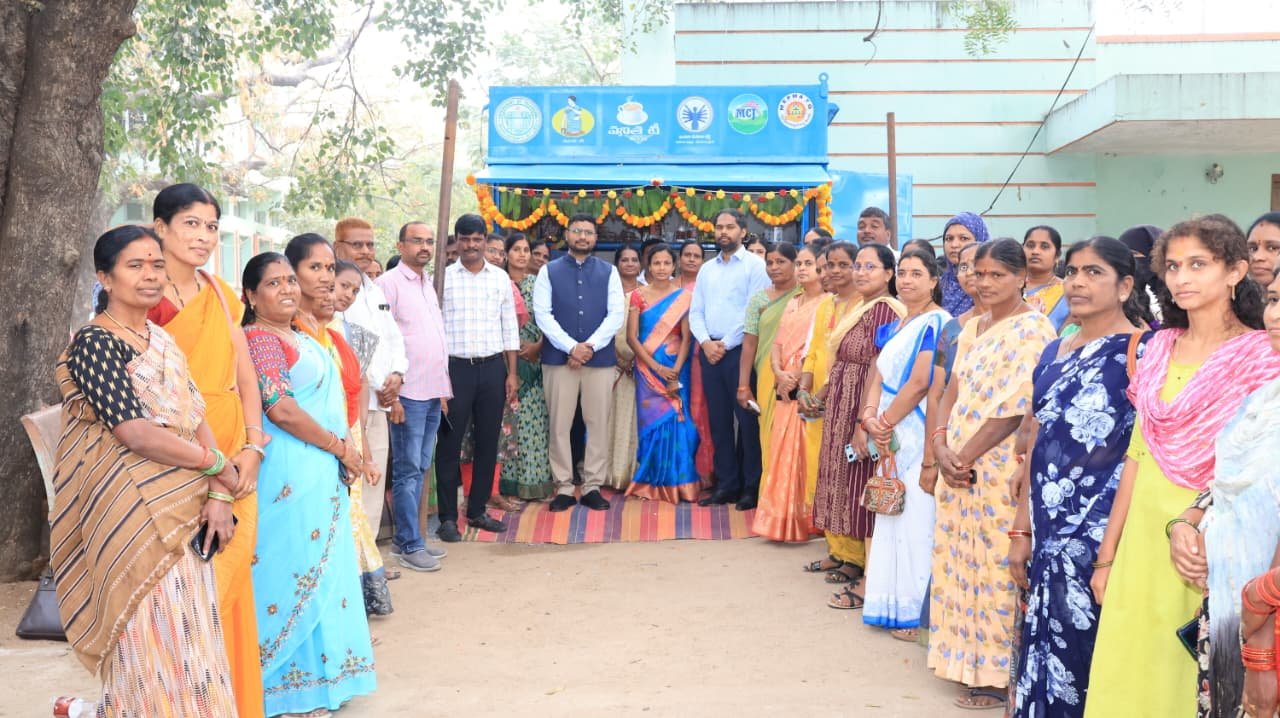 ఇందిరా మహిళా శక్తి...    పెరుగుతున్న మహిళల ఆర్ధిక ప్రగతి    జిల్లా కలెక్టర్ రిజ్వాన్ బాషా షేక్ 